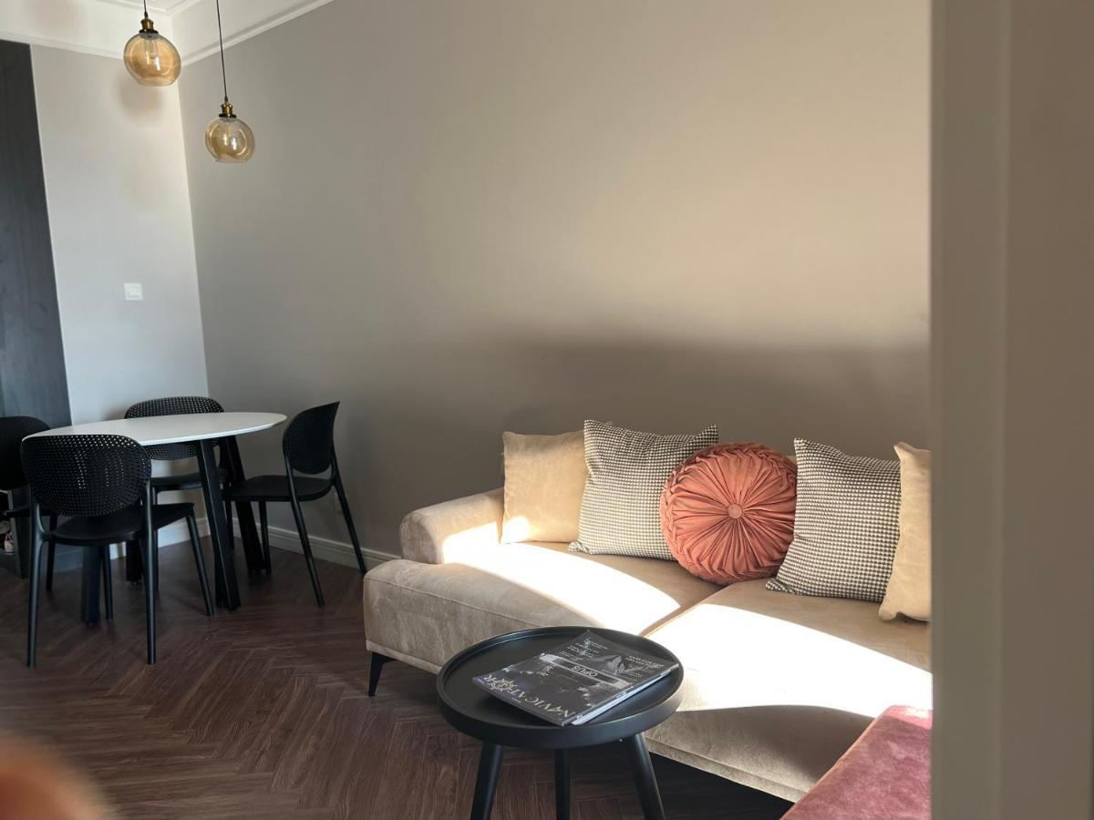 Armin Homes Altara Residences Куи Нхон Екстериор снимка